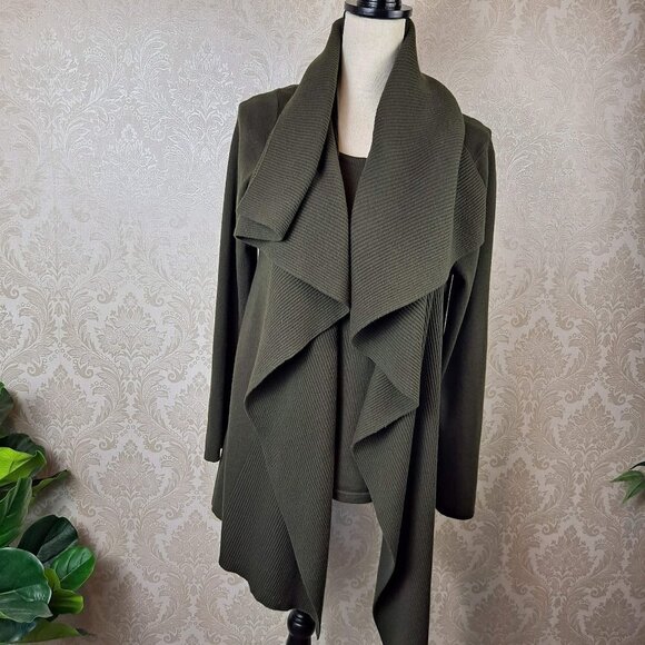 Lafayette 148 Size Medium Dark Olive Green Tank Top and Shawl Collar Sweater - Picture 4 of 15